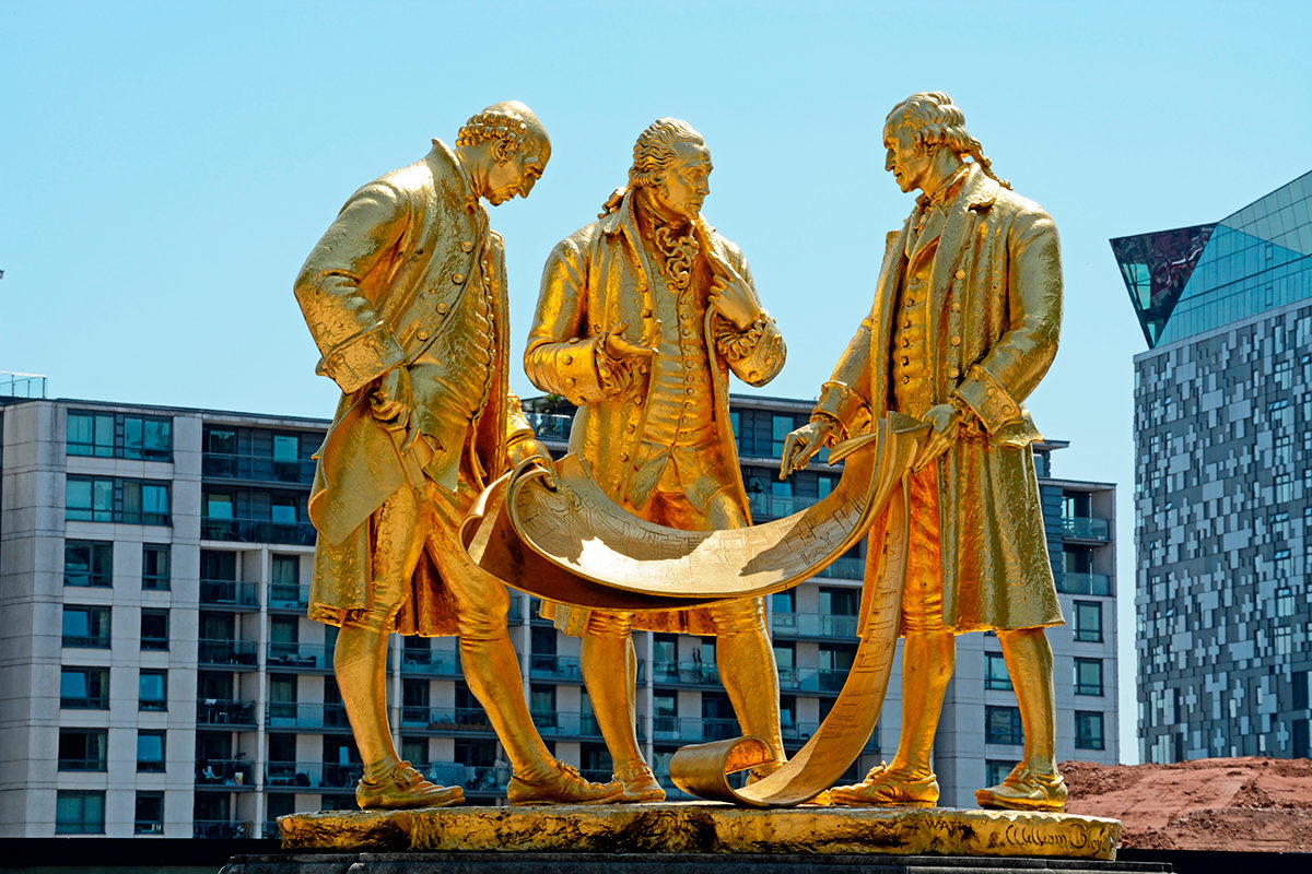 Бирмингем, статуя Статуя Мэтью Бултон, Ватт Джеймсу и Уильяму Мердок